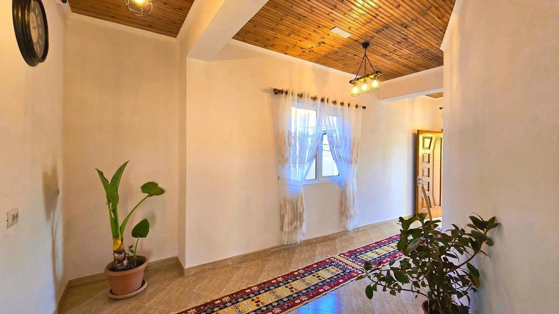 Enma Rooms Krujë