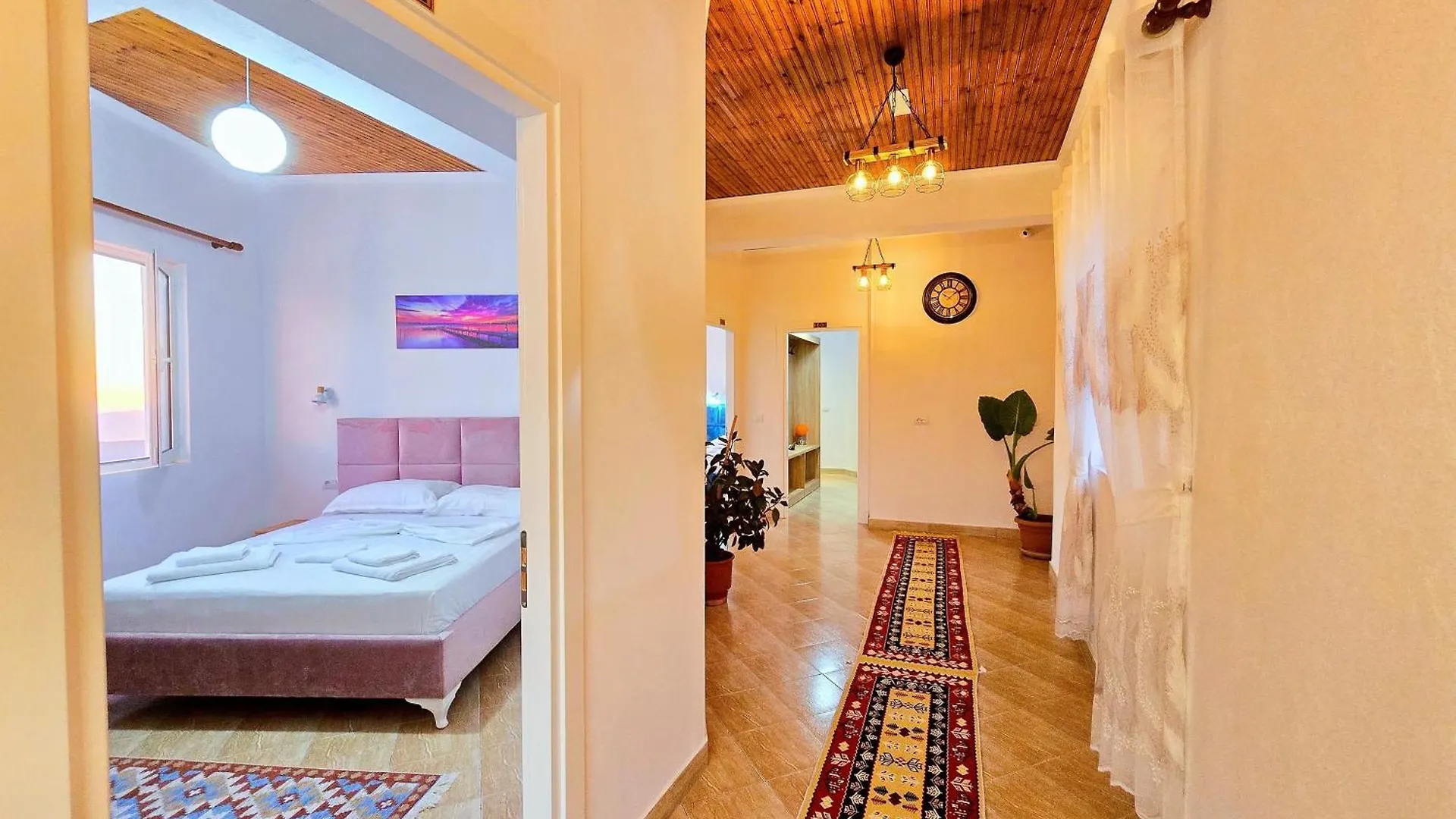 Hotel Enma Rooms Krujë