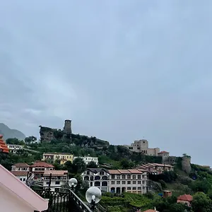 Hotel --hotel Deal-- With Castle View, Krujë