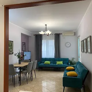 Argen New Bazaar Appartement Tirana